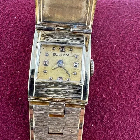 Vintage Bulova Flip or Peak-a-Boo Manual Windup Swiss 17 Jewel Swiss Watch - Picture 3 of 9